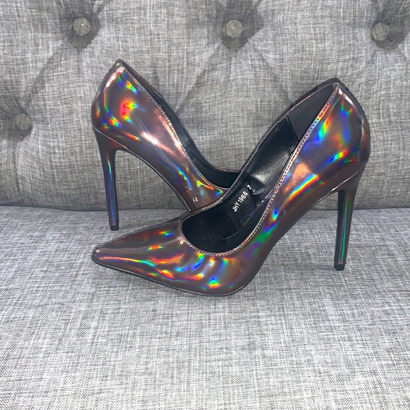 Dolls Kill Holographic Heels - Picture 4 of 6